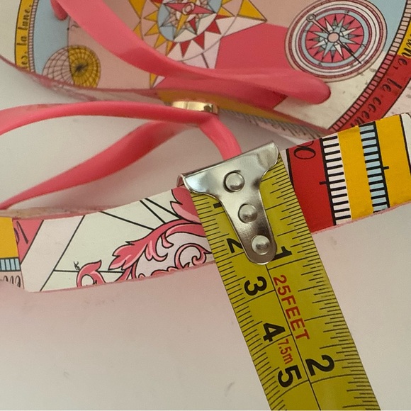 Tory Burch Printed Carved Wedge Flip-flop in Pink Paradise Constellation - Picture 9 of 11